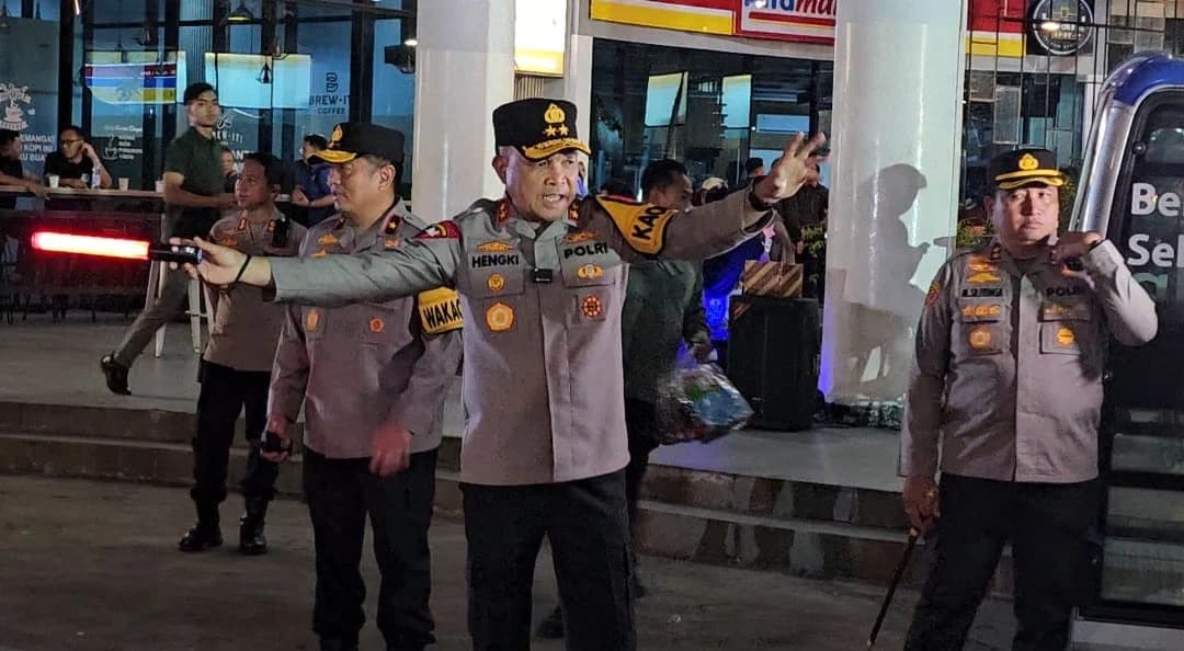 Antisipasi Kepadatan di Merak, Kapolda Banten Terapkan ‘Delaying System’ dan Kantong Parkir