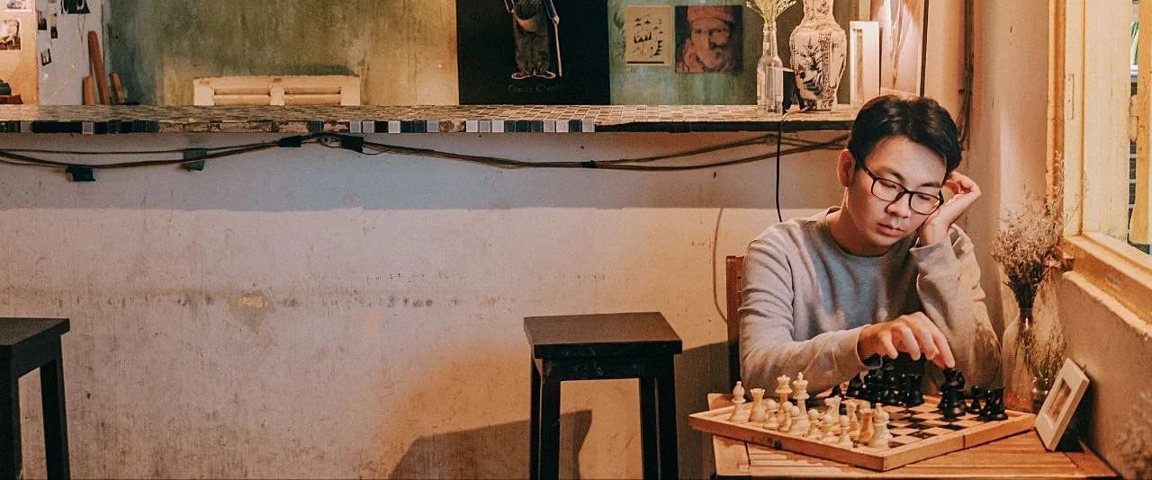 Quarter Life Crisis: Saat Semua Orang Kelihatan Punya Arah, Kamu Enggak