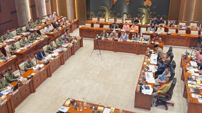 Kementerian Pertahanan rapat kerja dengan Komisi I DPR.