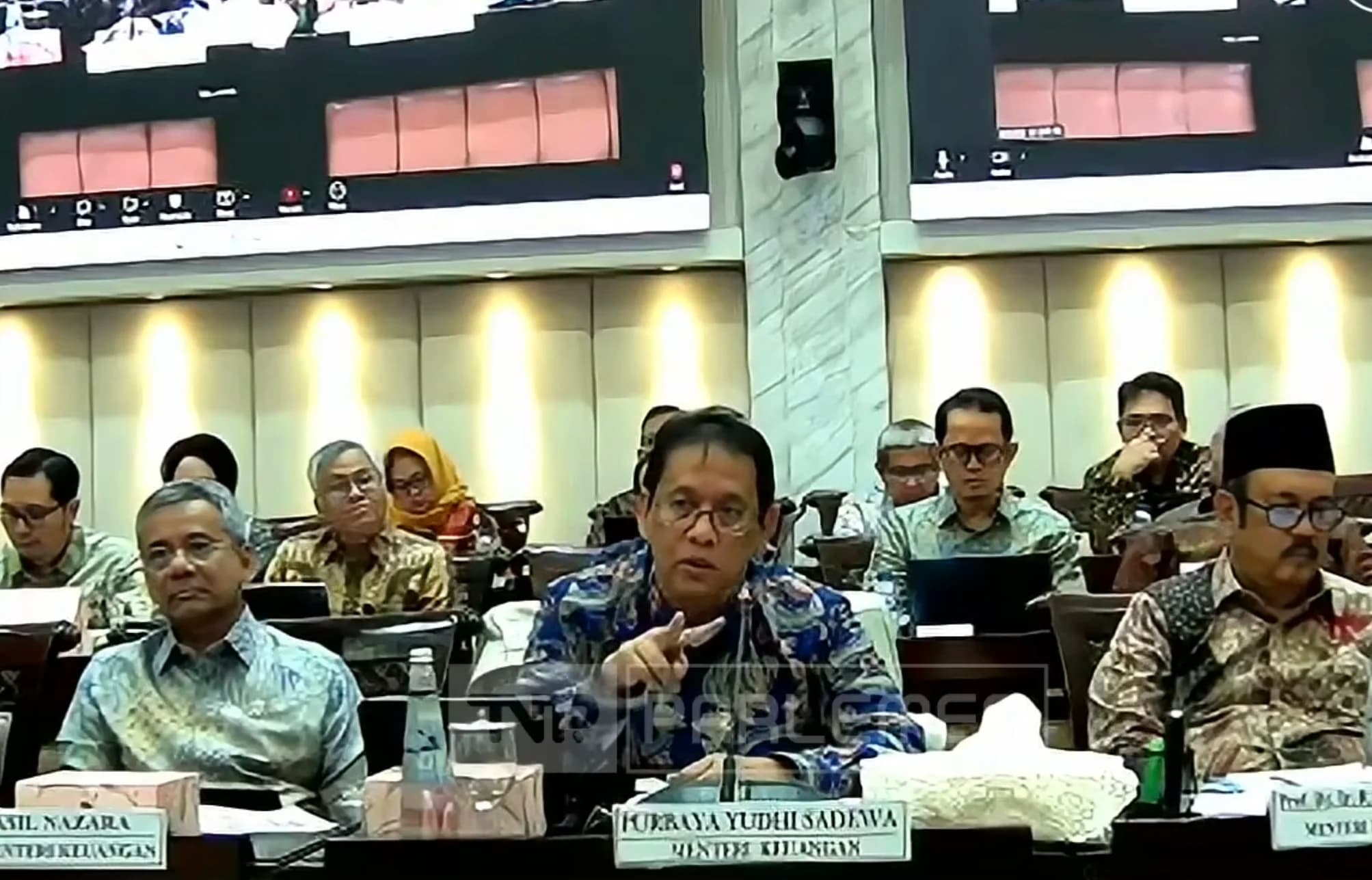 Menteri Keuangan Purbaya Yudi Sadewa di RDP dengan Komisi XI DPR RI. (Sumber: YT TV Parlemen)
