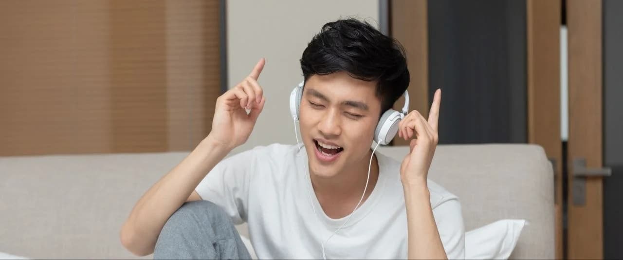 Pernah Benci Sama Lagu, Terus Tiba-Tiba Ketagihan? Ini Alasannya
