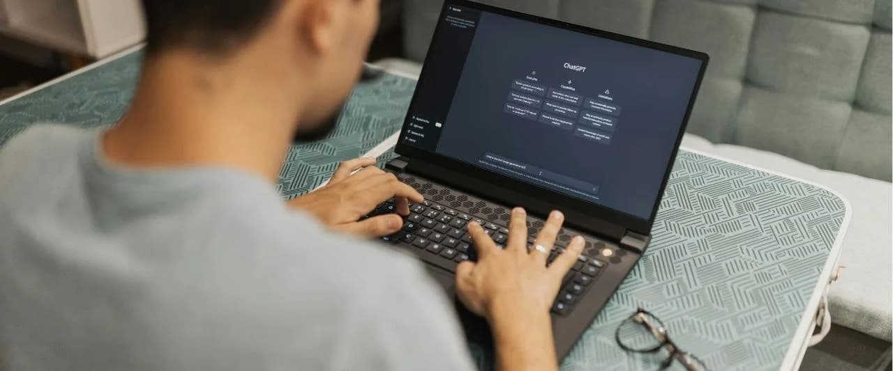 Kerja Bareng AI atau Tersaingi AI? Ini yang Perlu Kamu Tahu
