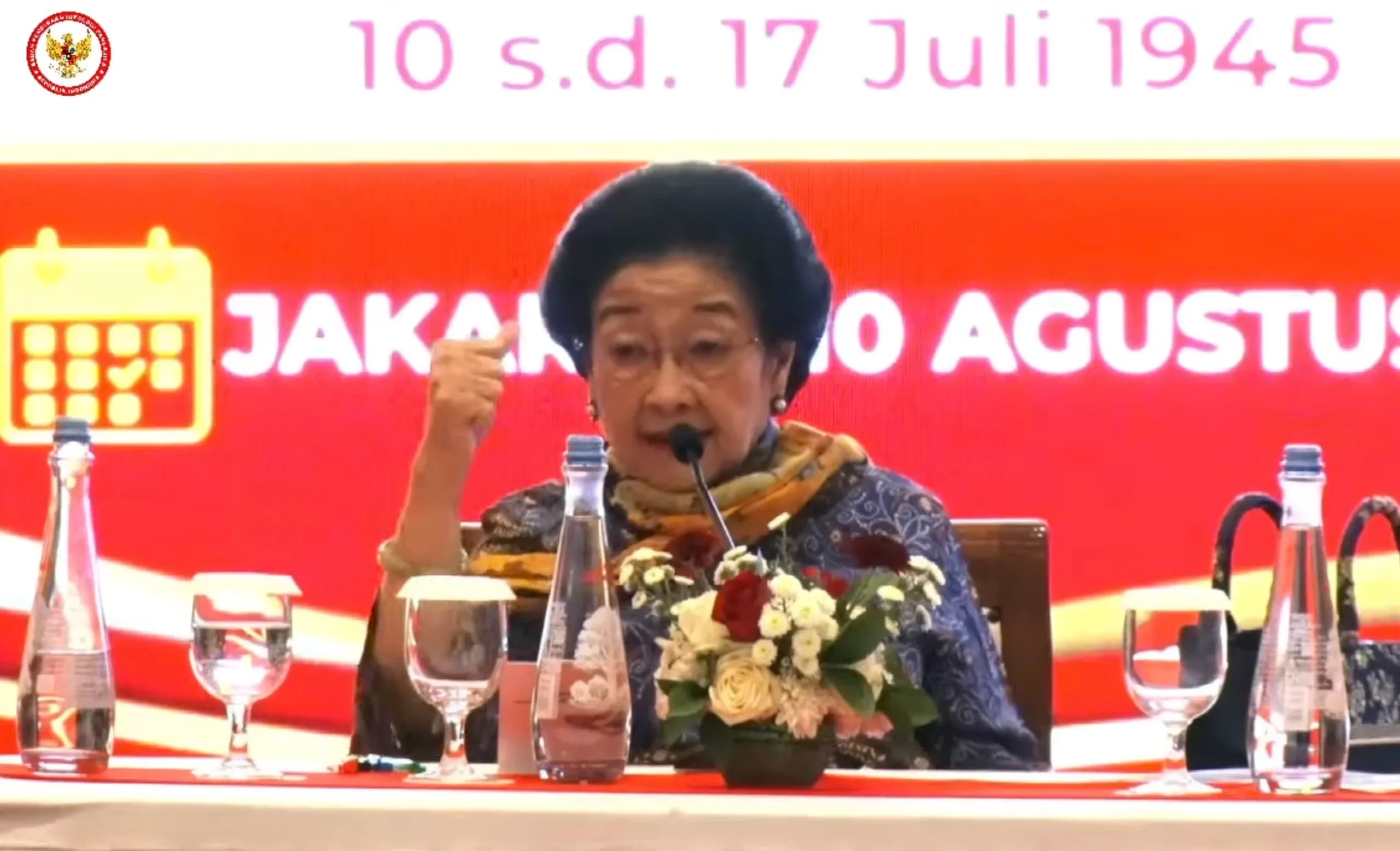 Presiden ke-5 RI Megawati Soekarnoputri dalam acara Ekspos Naskah Sumber Arsip Dasar Negara II. (Sumber: YouTube BPIP RI)
