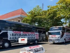 Sopir Bus Rombongan Aksi Pati-Jakarta Diduga Mengalami Intimidasi, Respon Netizen Soroti Keadilan