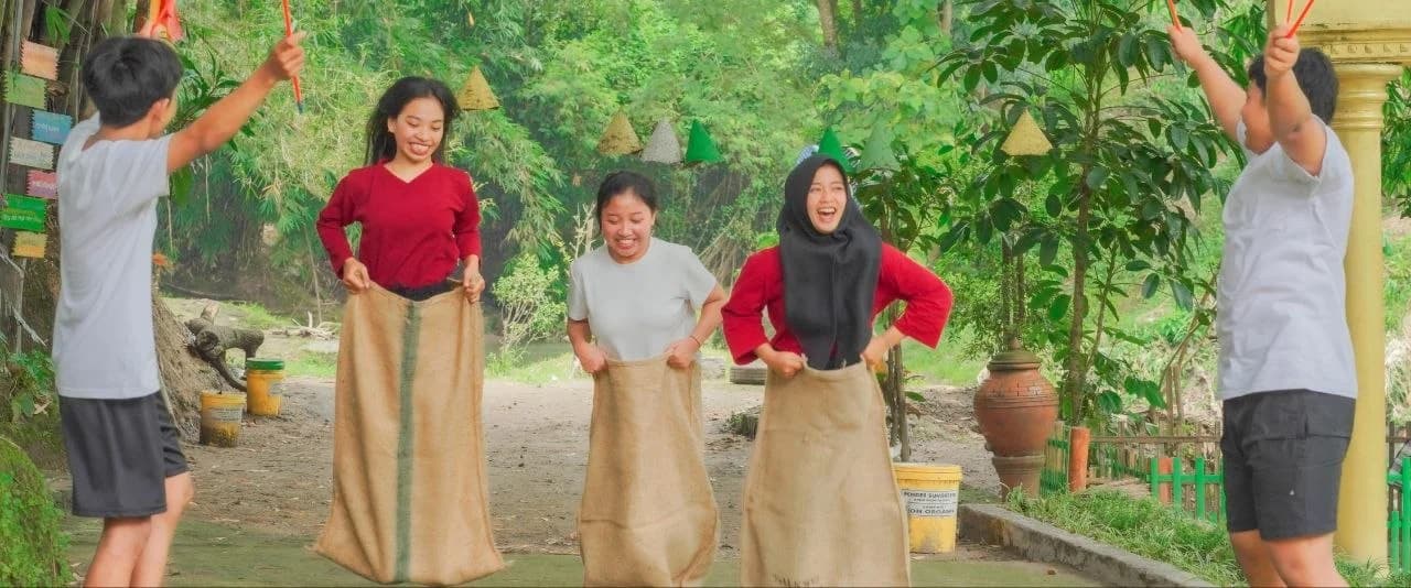 Dari Balap Karung sampai Makan Kerupuk, Kenapa 17 Agustus Selalu Jadi Ajang Perlombaan?
