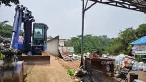 Tak Lagi Berdiri! Klaster Mewah Lapas Cibinong Dibabat Excavator, Dugaan Pelanggaran Terungkap