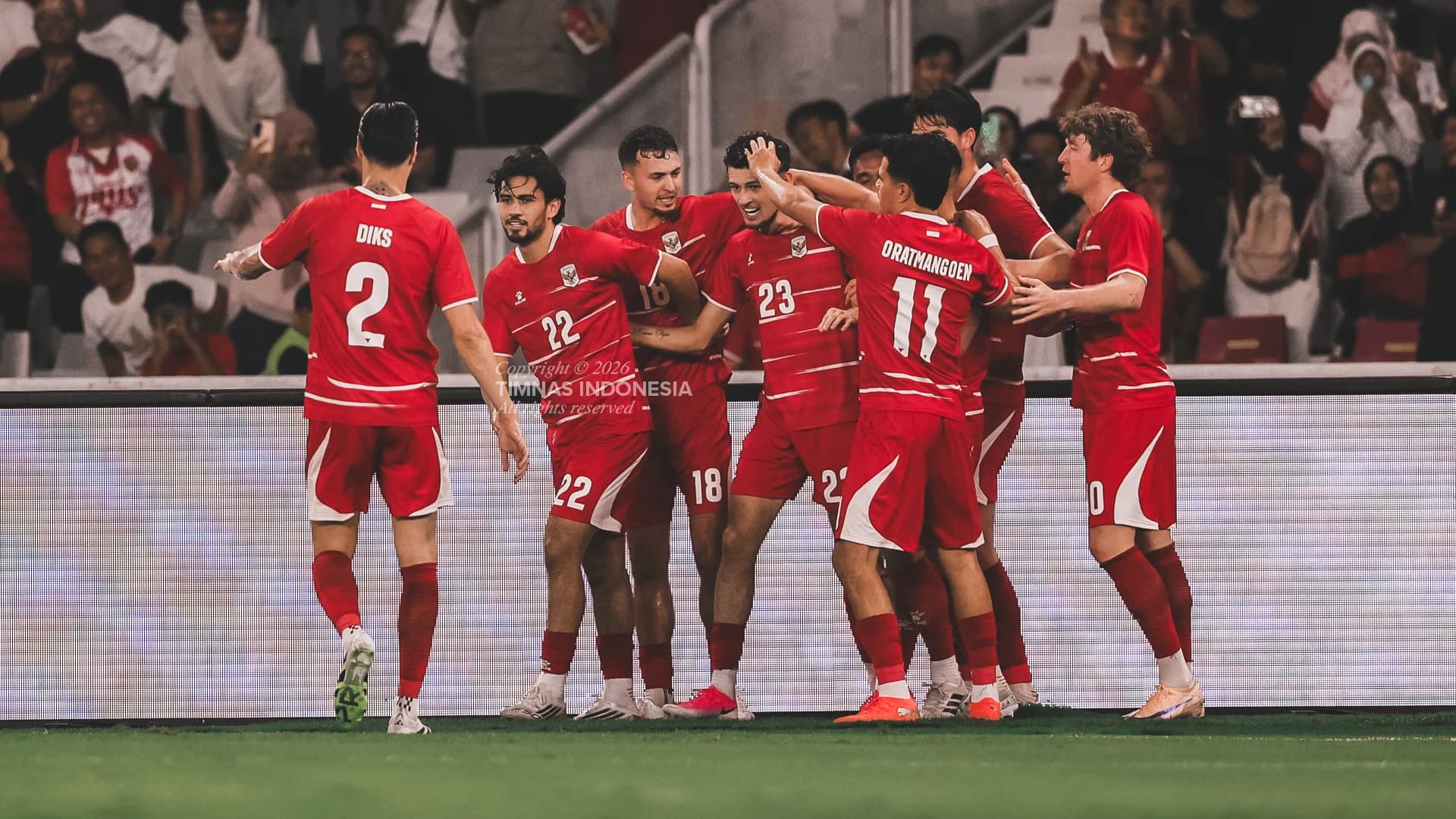 Pemain Timnas Indonesia merayakan gol ke gawang lawan.
