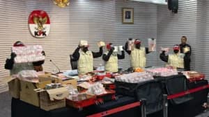 KPK Bongkar Tumpukan Uang Rp106,3 Miliar di Kasus HGB