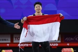 Otot Besi Rahmat Erwin Pecahkan Rekor Dunia: Emas Indonesia Bertambah