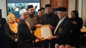 Partai Ummat Ganti Nahkoda: Ustaz Sambo Resmi Jadi Ketum, Persiapan Pemilu 2029 Dimulai