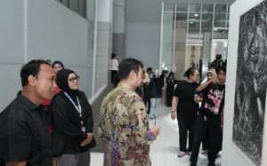 12 Seniman Dunia Ramaikan Pameran Seni UMB: Ada Karya dari Austria hingga AS