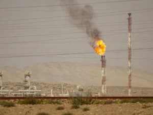 Harga Minyak Dunia Bertahan di Level Tinggi, Dijual US$102,15 per Barel di Tengah Serangan Houthi
