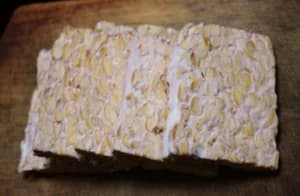 Tak Cuma Kedelai, Ini Enam Jenis Tempe dari Kacang Lokal hingga Ampas Tahu