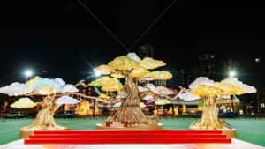 Hong Kong Bak Negeri Dongeng! Naga LED 18 Meter dan Ribuan Lampion Sihir Festival Musim Gugur