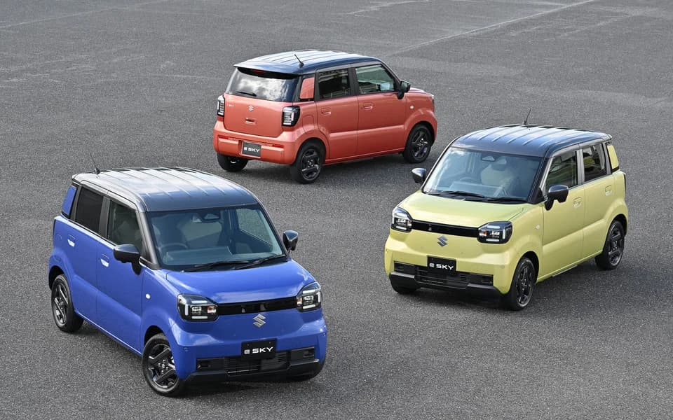 Mobil Mungil Suzuki.