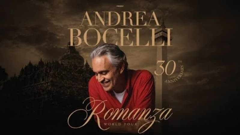 Penyanyi asal Italia Andrea Bocelli.