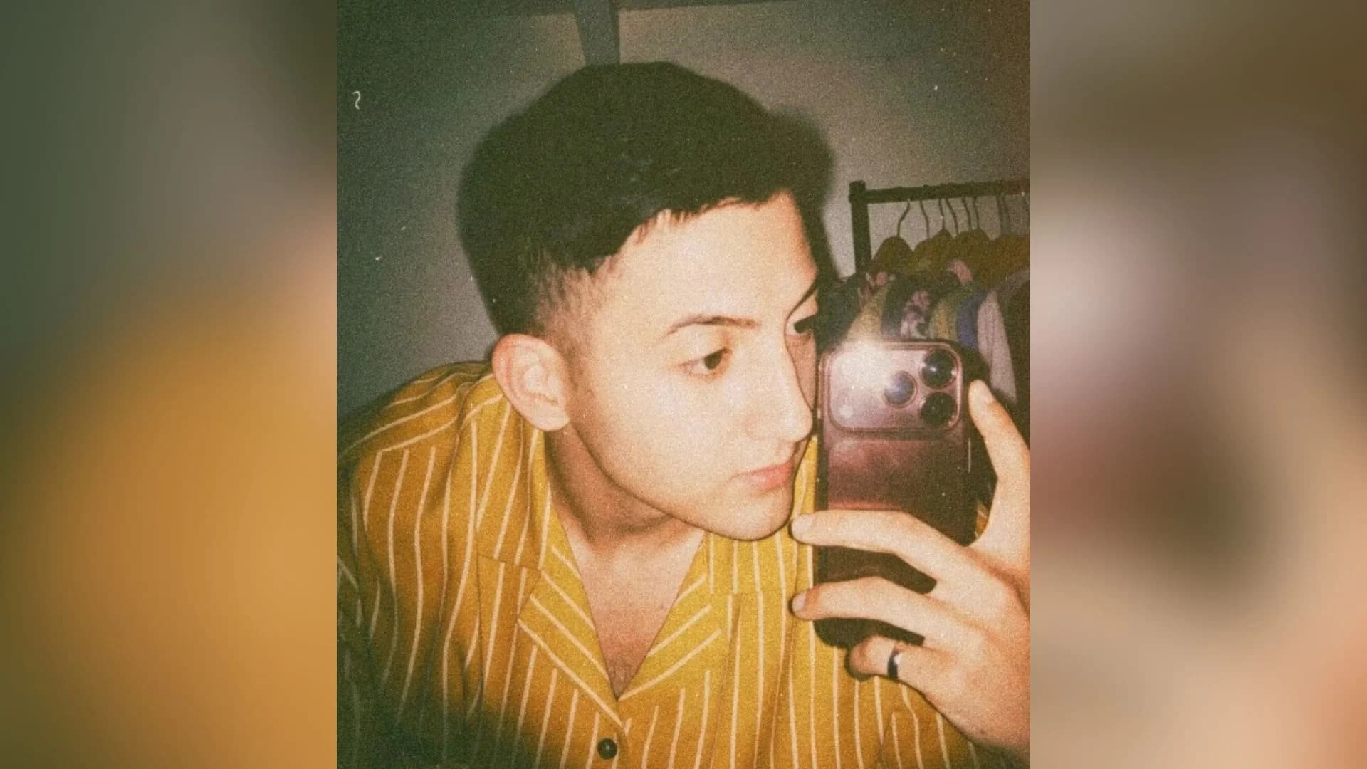 Konten kreator Aron Ashab