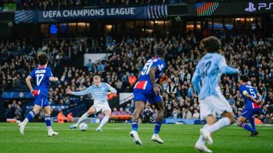 Manchester City versus PSG dalam Liga Champions, 14 Oktober 2026.
