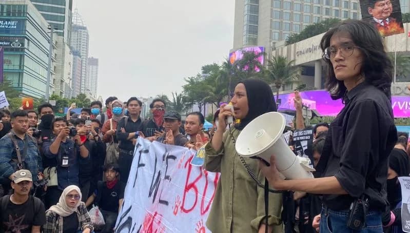 Wakil Ketua BEM UI Fathimah Azzahra yang hadir dalam aksi di Bundaran HI.