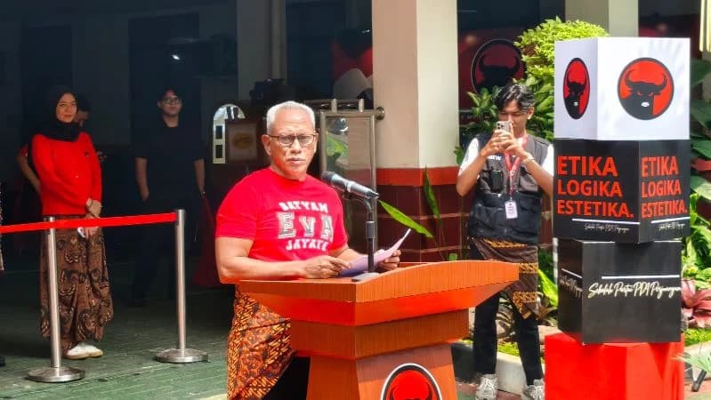 Ketua DPP PDIP Komarudin Watubun di Sekolah Partai PDIP, Jakarta.
