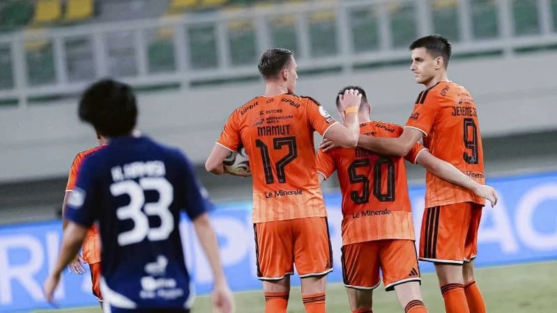 Persija Jakarta saat laga lawan Persita Tangerang. (Foto: Dok. Persija).