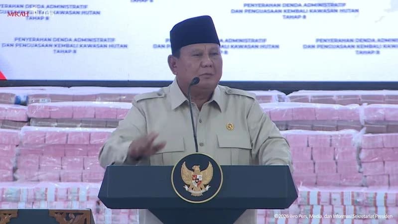 Presiden RI Prabowo Subianto saat penyerahan denda administratif dan kawasan hutan tahap 8 di Jakarta (Youtube/Sekretariat Presiden)