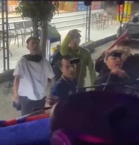Kaca Bus Pecah, Koper Hilang! DPR Desak Penyerangan Rombongan Persib U-18 Diusut Tuntas