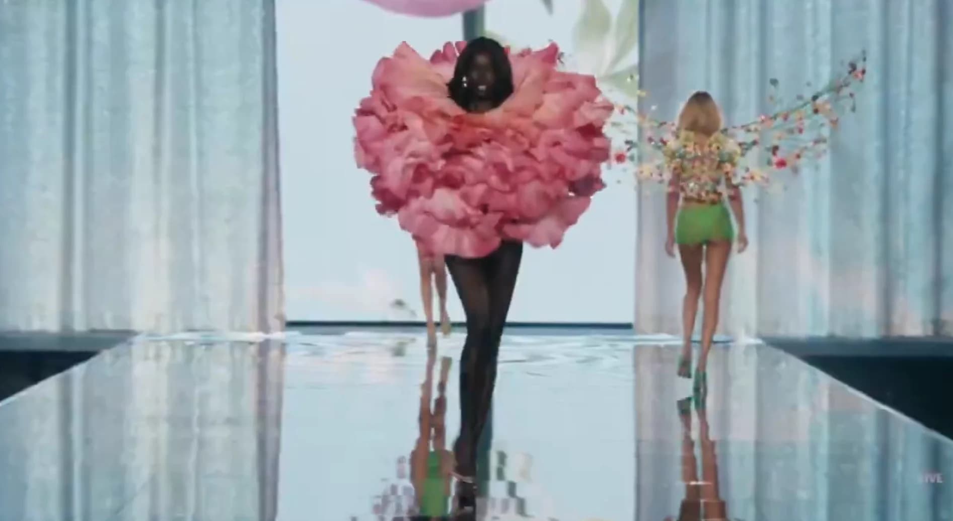 Victoria’s Secret Fashion Show 2026 (sumber: X/@aemisias)