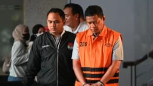 KPK Sita Rp1,4 Miliar dan Emas dari OTT BNPB, Netizen: Edan, Bencana Kok Jadi Ladang Korupsi?
