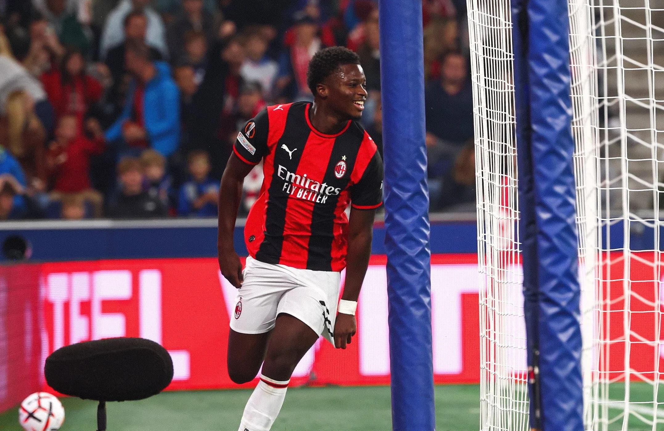 AC Milan Punya Bintang Baru, Aphadjo Cisse Cetak Hattrick dan Ukir Rekor Bersejarah