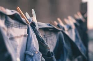 Ini Alasan Celana Jeans ‘Haram’ Sering Dicuci