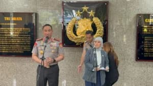 Badai Kejahatan Siber Merajalela: Meutya Hafid Gandeng Kapolri Sapu Bersih Kejahatan Digital