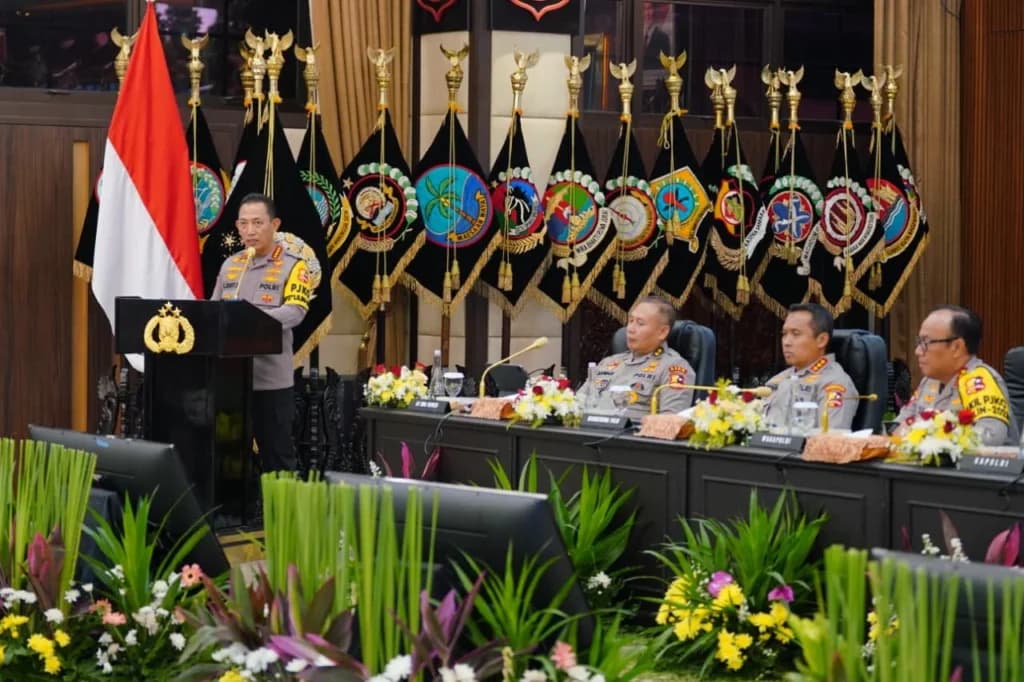 Dalam rilis akhir tahun di Mabes Polri, 30 Desember 2025, Kapolri Jenderal Listyo Sigit Prabowo memaparkan kontribusi pihaknya dalam berbagai sektor.