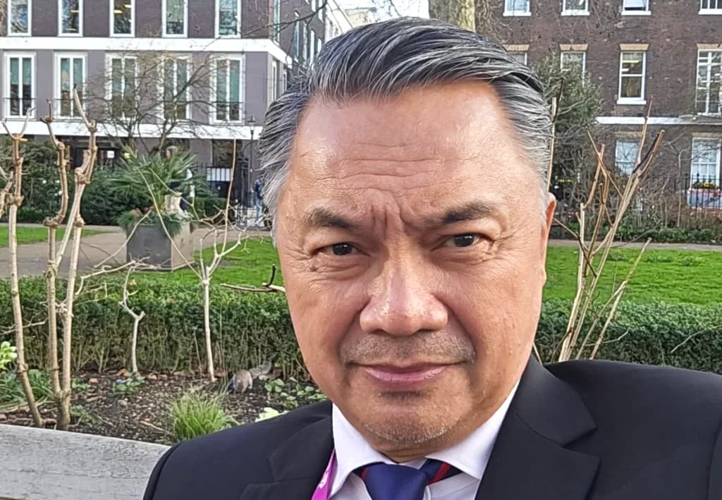 Eks Wakil Menteri Luar Negeri RI, Dino Patti Djalal (Foto: Instagram @dinopattidjalal)