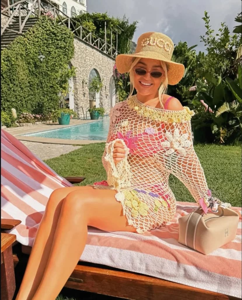 5 Potret Megan Pickford, Istri Jordan Pickford yang Selalu Tampil Modis dan Menawan