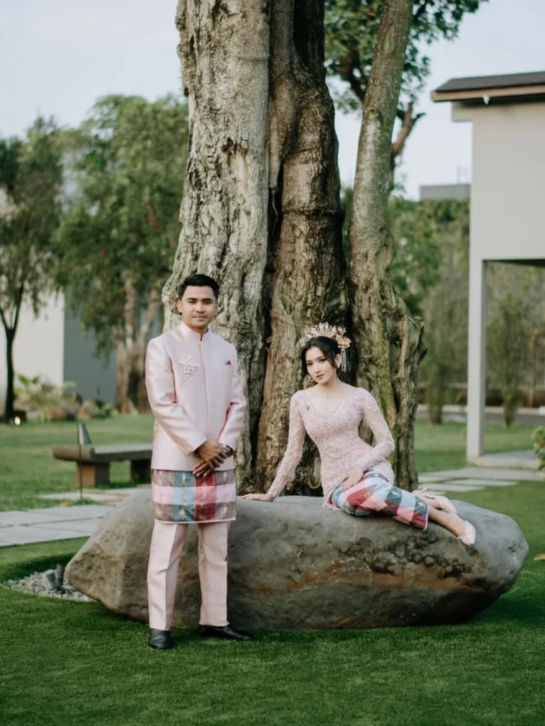 5 Potret Lamaran Asnawi Mangkualam dan Yuriska Patricia, Tampil Serasi dengan Nuansa Adat Bugis Modern