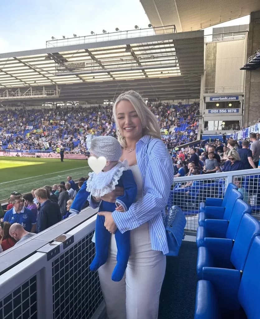 5 Potret Megan Pickford, Istri Jordan Pickford yang Selalu Tampil Modis dan Menawan