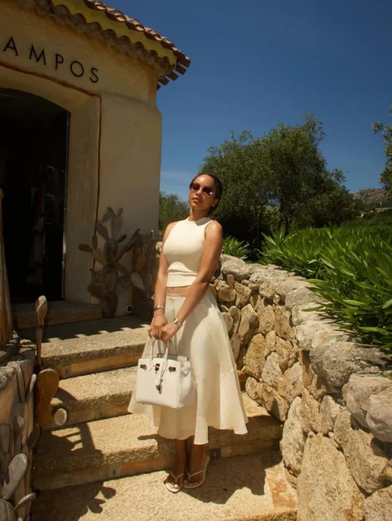 Lima Potret Stylish Suzette Carter, WAGs Aurélien Tchouaméni yang Selalu Tampil Elegan