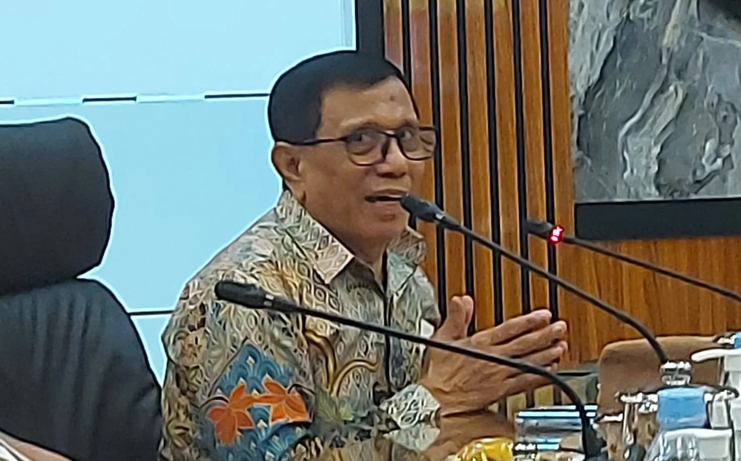 Wartawan Senior Hendry Ch Bangun Wartawan Senior Hendry Ch Bangun