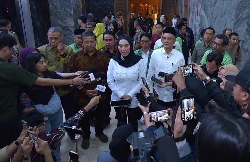 Wakil Ketua DPR RI Sari Yuliati Wakil Ketua DPR RI Sari Yuliati