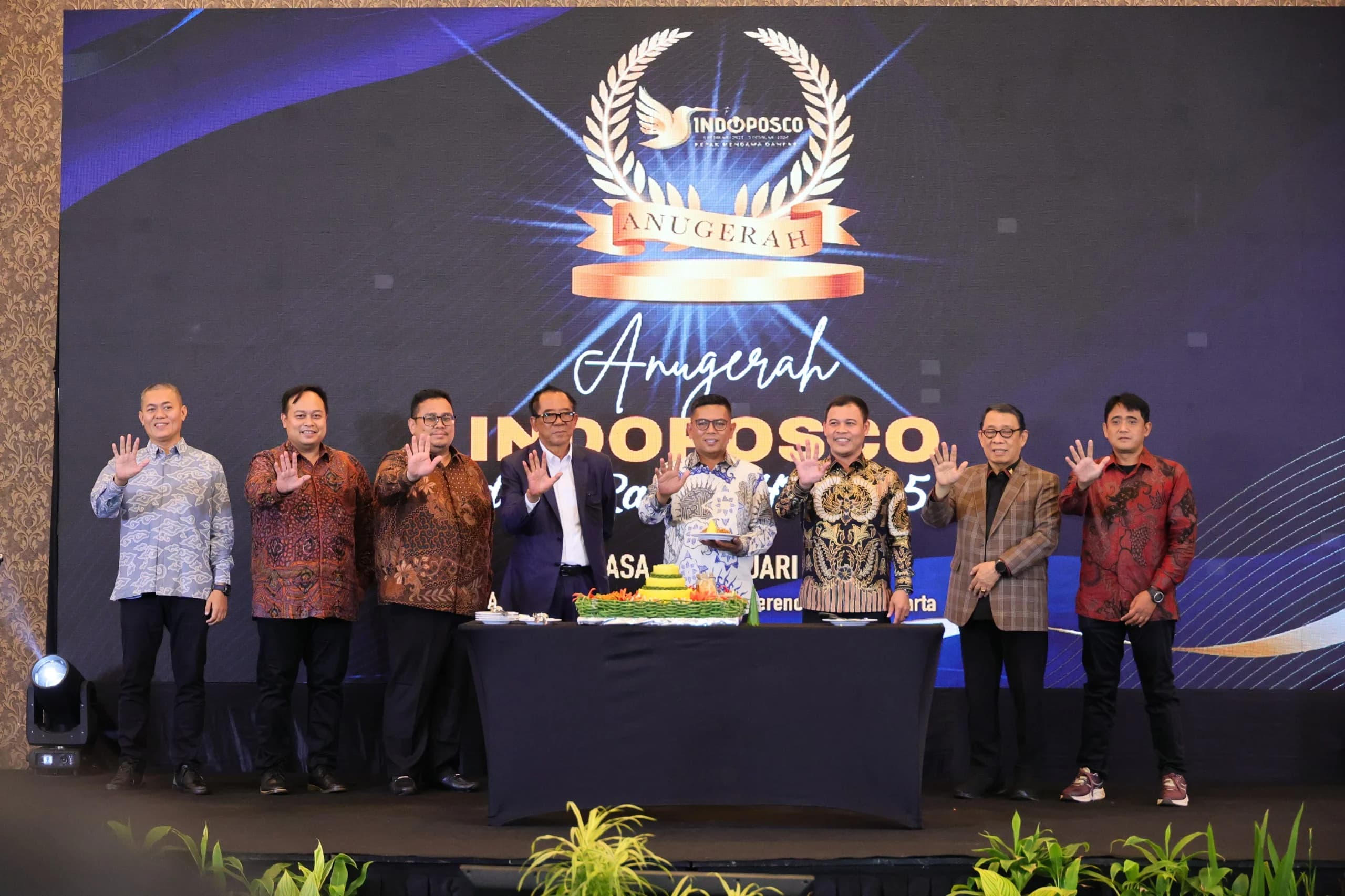 Indoposco menganugerahkan penghargaan kepada sejumlah tokoh Indoposco menganugerahkan penghargaan kepada sejumlah tokoh