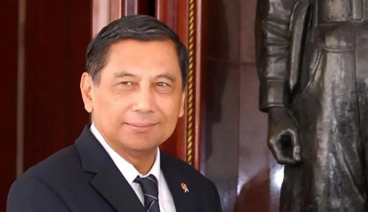 Menteri Pertahanan RI, Juwono Sudarsono periode 1999-2000 dan 2004-2009 Menteri Pertahanan RI, Juwono Sudarsono periode 1999-2000 dan 2004-2009