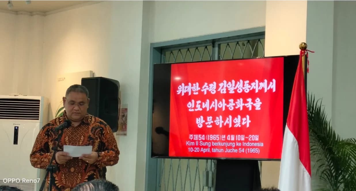 Ketua Perhimpunan Persahabatan Indonesi RRD Korea, Teguh Santosa Ketua Perhimpunan Persahabatan Indonesi RRD Korea, Teguh Santosa