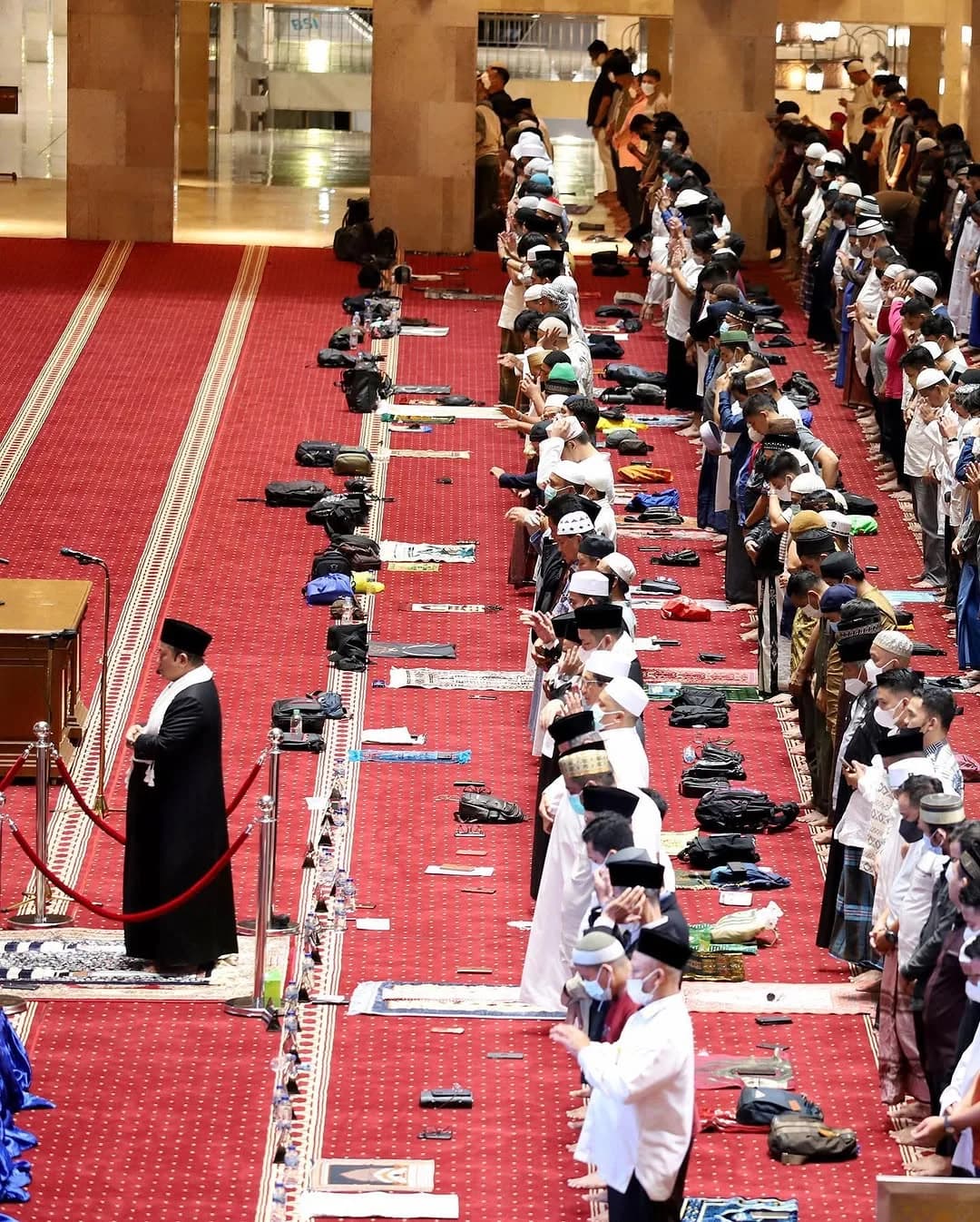 Pelaksanaan salat Idul Adha Pelaksanaan salat Idul Adha