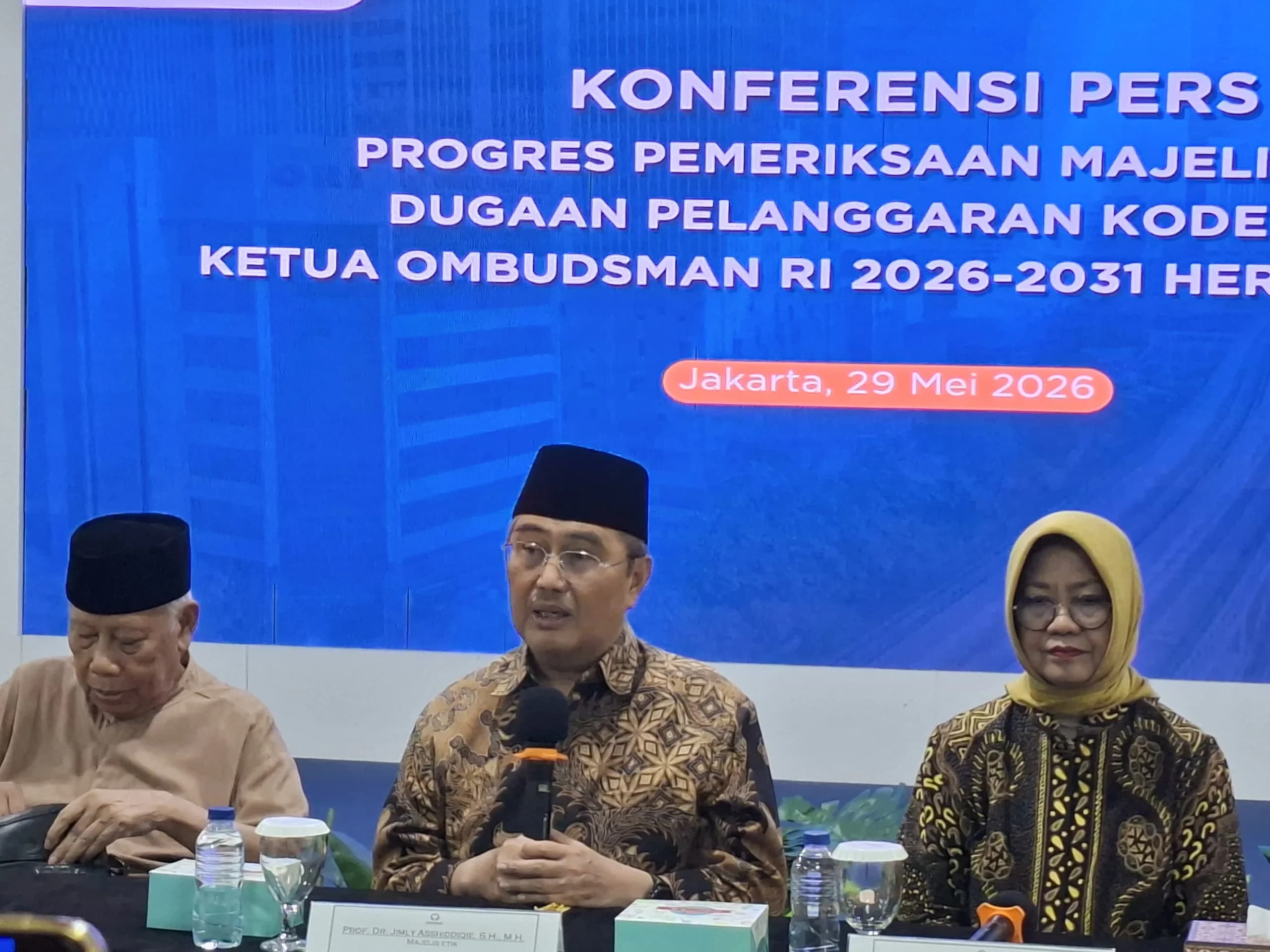 Majelis Etik Ombudsman segera mengumumkan hasil sidang etik Ketua Nonaktif Ombudsman, Hery Susanto (Dokumen istimewa) Majelis Etik Ombudsman segera mengumumkan hasil sidang etik Ketua Nonaktif Ombudsman, Hery Susanto (Dokumen istimewa)