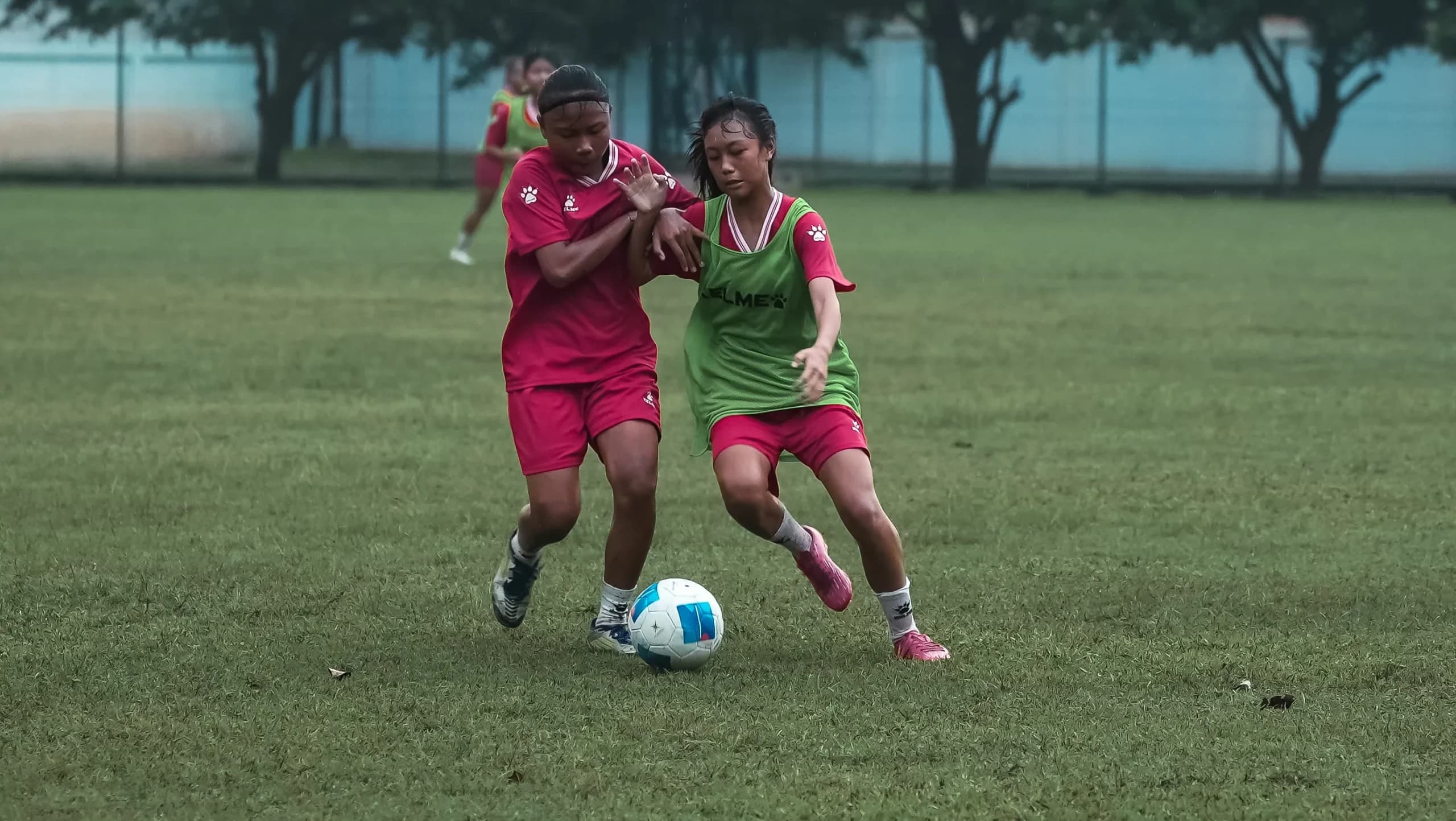 Latihan terakhir Timnas Putri Indonesia U-17 sebelum berankat ke Prancis Latihan terakhir Timnas Putri Indonesia U-17 sebelum berankat ke Prancis