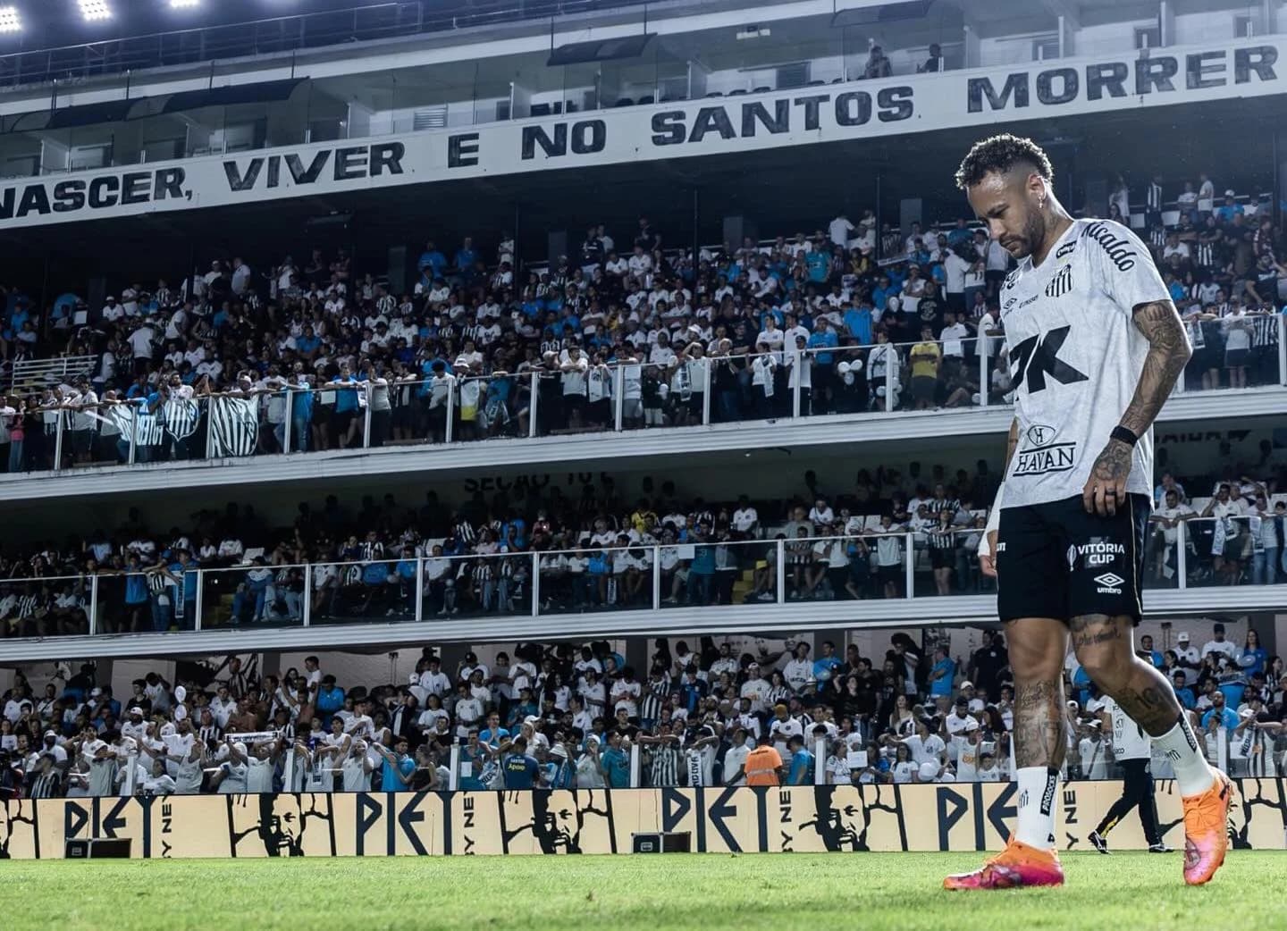 Neymar Jr alami cedera paha jelang persiapan Timnas Brasil (Foto: Instagram Neymar) Neymar Jr alami cedera paha jelang persiapan Timnas Brasil (Foto: Instagram Neymar)