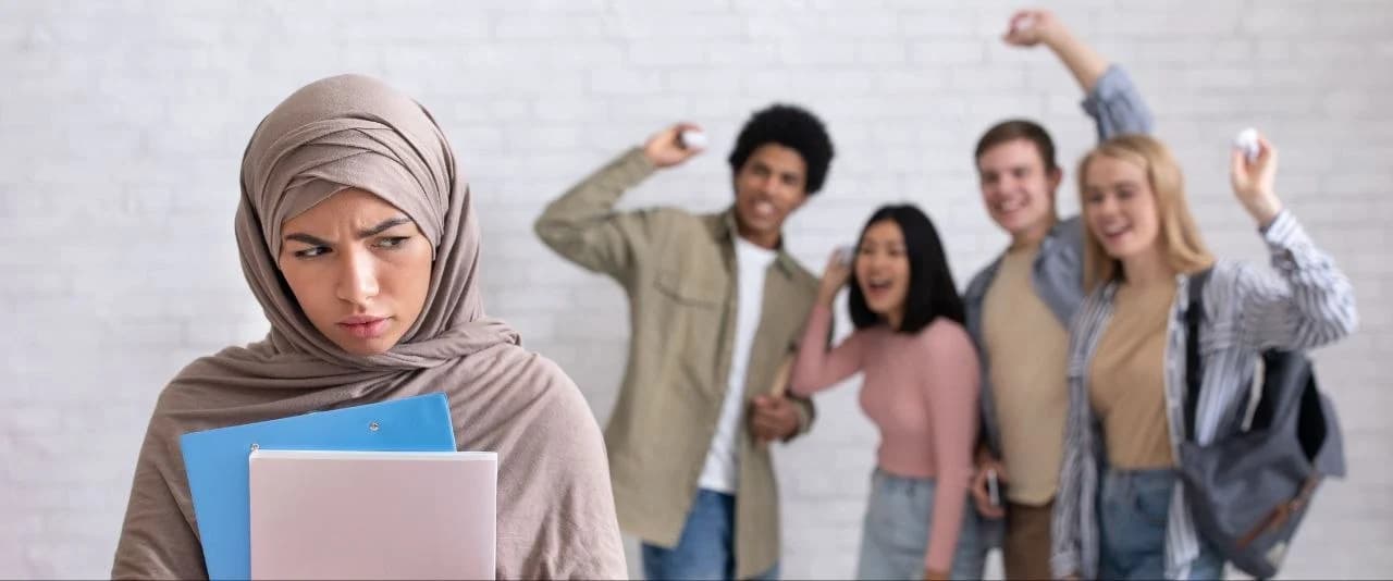 Tanda Pertemanan Kamu Sebenarnya Udah Satu Arah Tanda Pertemanan Kamu Sebenarnya Udah Satu Arah