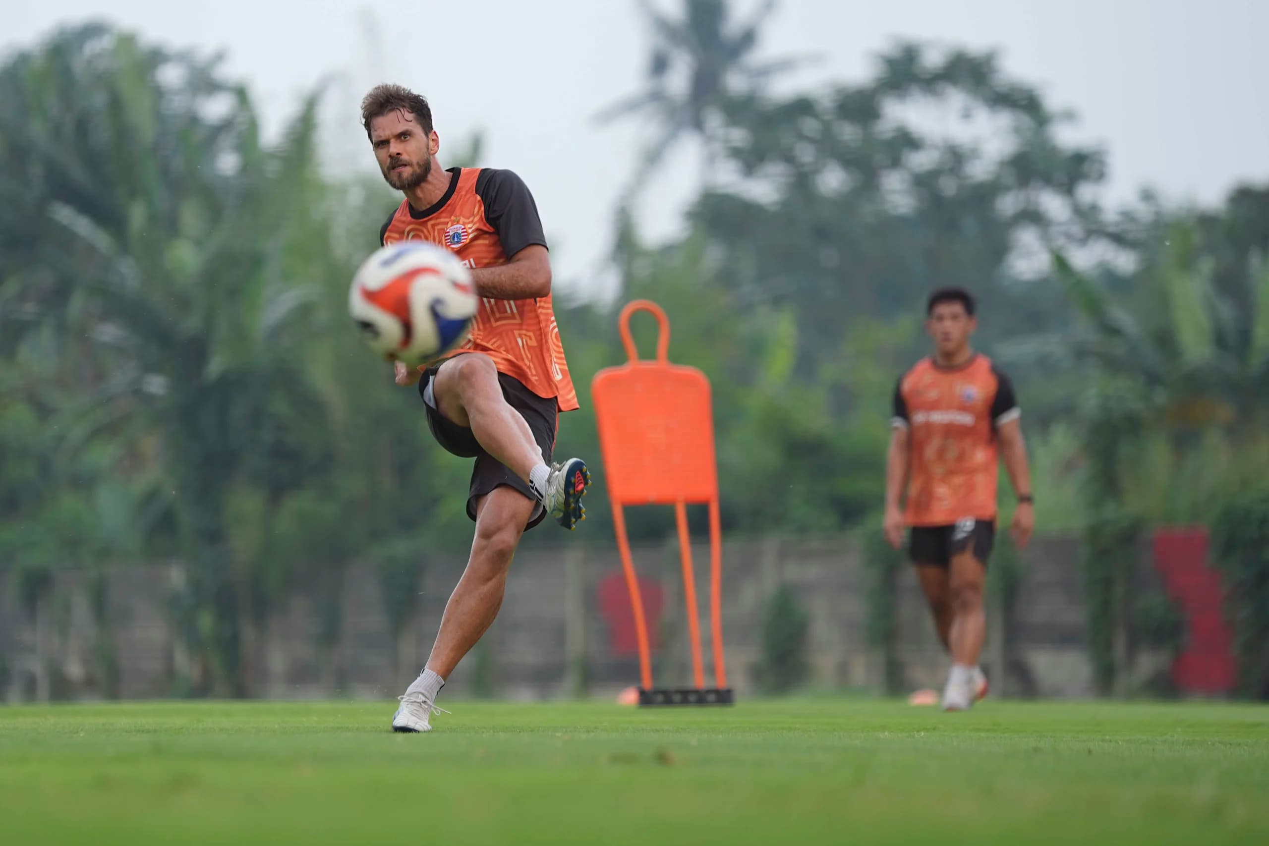 Bek Persija, Paulo Ricado kecewa lawan Persib tidak main di Jakarta Bek Persija, Paulo Ricado kecewa lawan Persib tidak main di Jakarta
