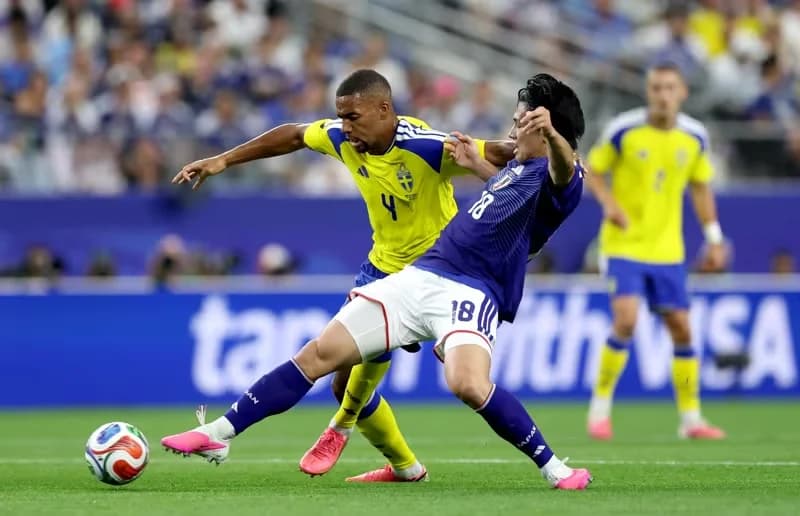 Pertandingan antara Jepang melawan Swedia harus berakhir Imbang 1-1 (Sumber: FIFA) Pertandingan antara Jepang melawan Swedia harus berakhir Imbang 1-1 (Sumber: FIFA)